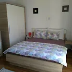 Bozac Apartman *